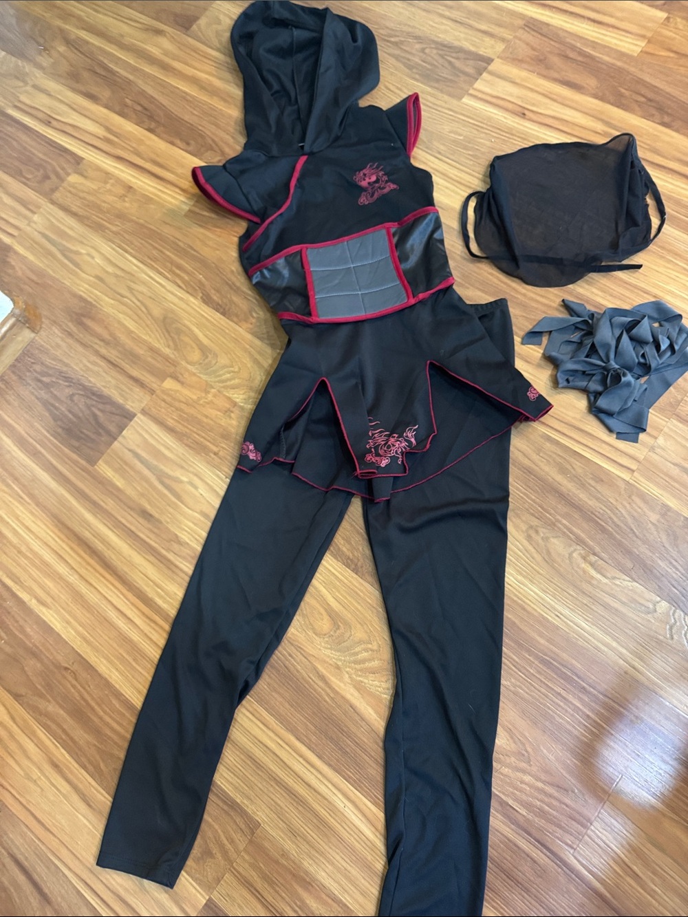 Spirit Hooded Ninja Costume youth medium. Worn once!
